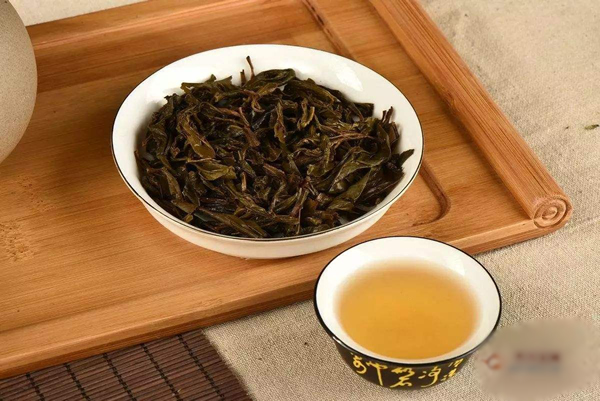 死人的动漫精品一区二区三人妻视频，揭示生命与死亡的另类寓言